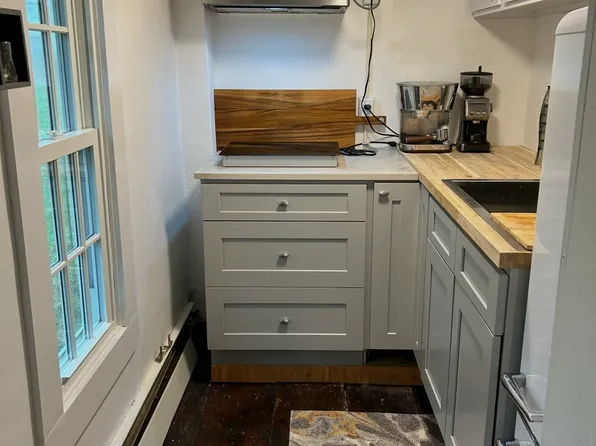 61-63 Old Usquepaug Rd #C, West Kingston, RI 02892