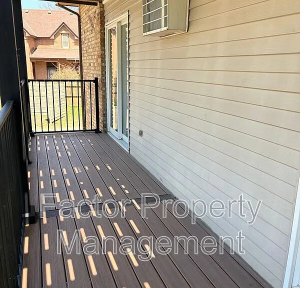 418 Allan Ave #6 — Photo 8