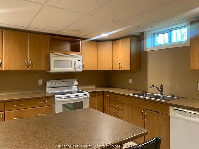 2205 Edgemore Ave #BASEMENT — Photo 6