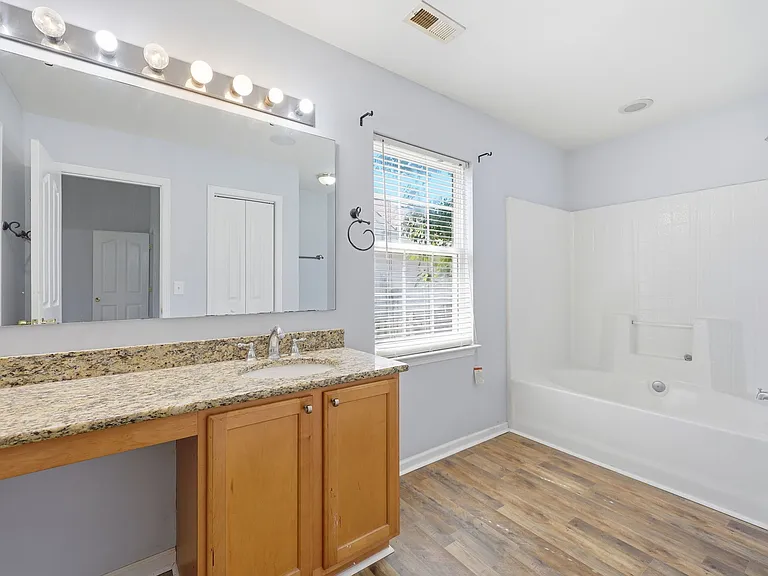 3440 Royal Highland Dr — Photo 13