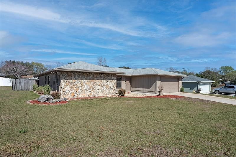 2201 W Silver Hill Ln, Lecanto, FL 34461 MLS OM652804 Zillow