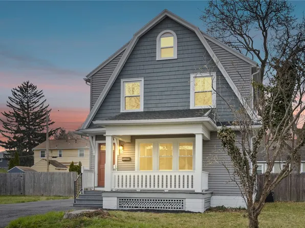 73 Centre Ter, Rochester, NY 14617