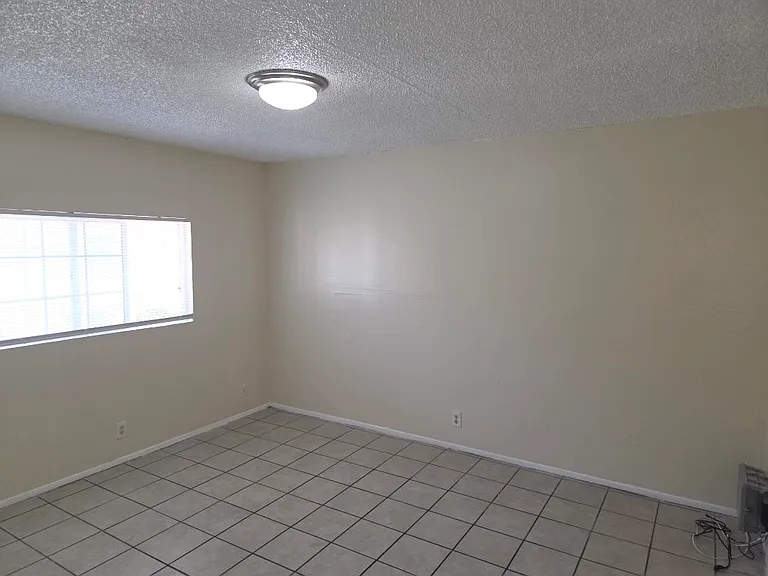 1431 S Park Ave #C — Photo 12
