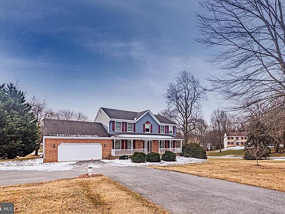 2nd image of 2875 Talbert Rd