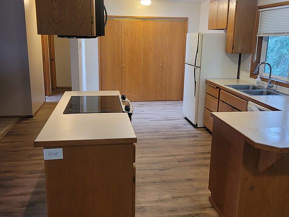 3rd image of 14417 97th Avenue Ct NW