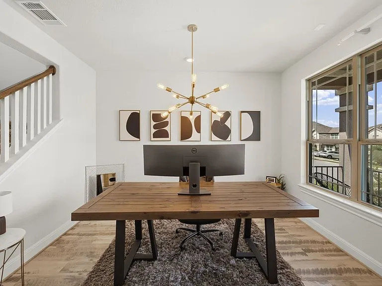 5500 La Canada Way — Photo 11