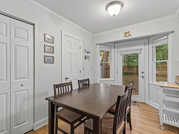 5th image of 3 Weathergreen Ct