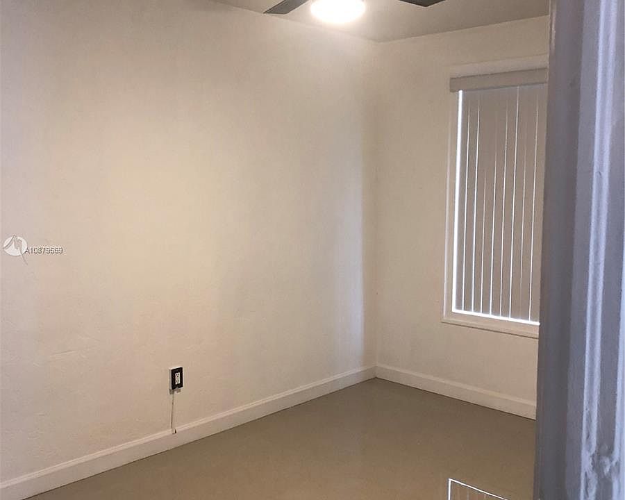 1st image of 733 Michigan Ave #10