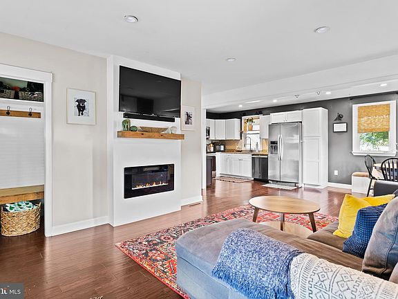 5th image of 4903 Charles Rd