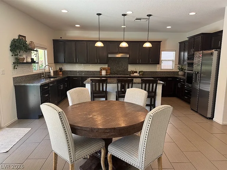 2925 Green Falls Ave — Photo 2