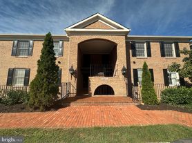 10708 Kings Riding Way, Rockville, MD
