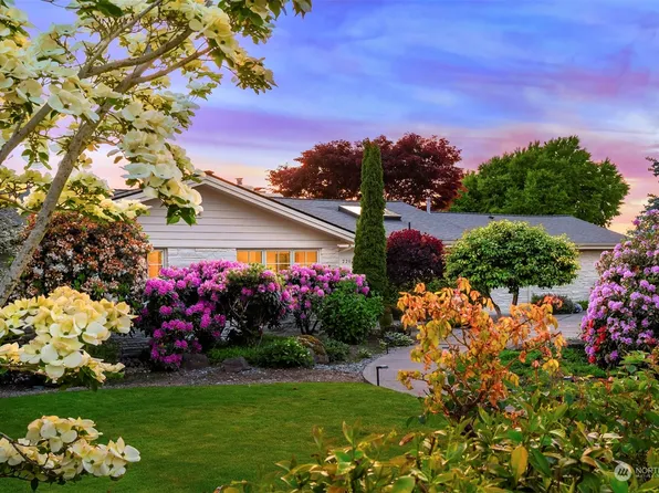 2207 123rd Avenue SE, Bellevue, WA 98005