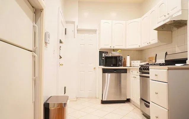 Rented by Compass | media 1