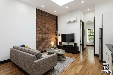 758 Putnam Avenue, #4