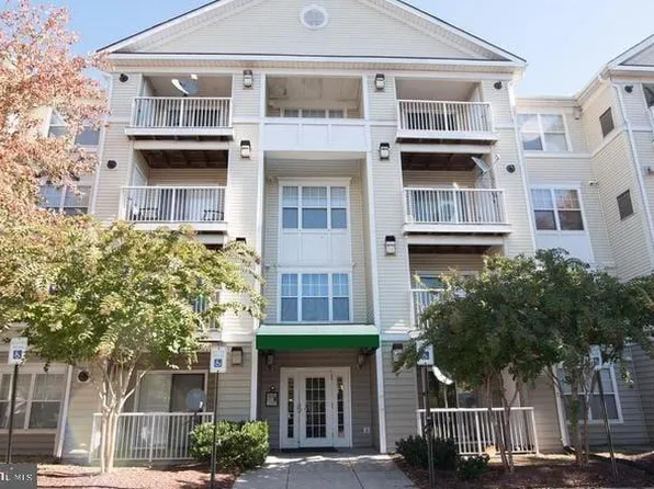 14200 Farnsworth Ln APT 106, Upper Marlboro, MD 20772