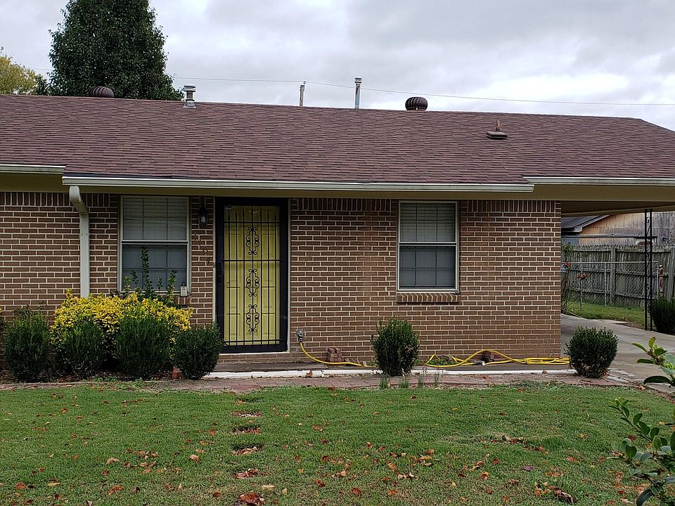 1st image of 1104 Avenue 4 Pl NE