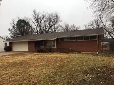 215 W 11th St, Harper, KS, 67058