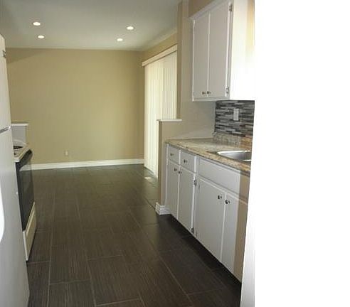 5th image of 6828 Snow Apple Dr