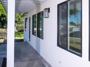 8110 Barnsley Ave, Los Angeles, CA 90045