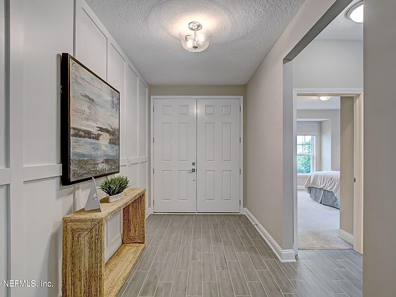 3rd image of 23 CAPE GRACE Court