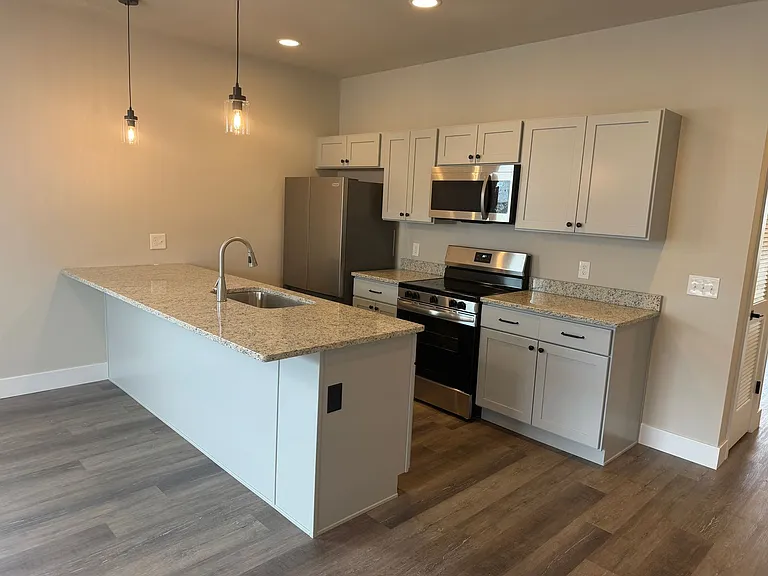 Salem Run Apartments Phase 2 — Photo 400