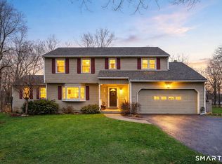 32 School House Hill, Burlington, CT 06013