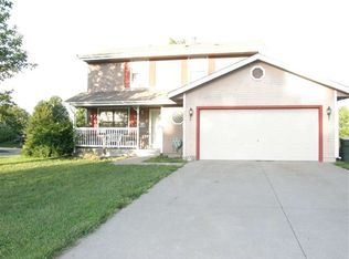 2500 SW Stutley Ct, Topeka, KS 66614