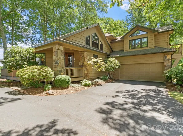 2133 Mountain Air Dr, Burnsville, NC 28714