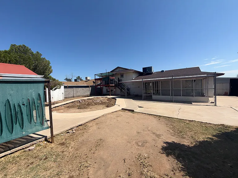 6752 W Colter St — Photo 15