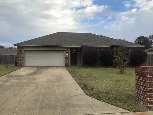 16 Mustang Dr Photo 1