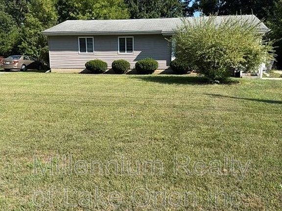 2nd image of 465 Trombley Dr