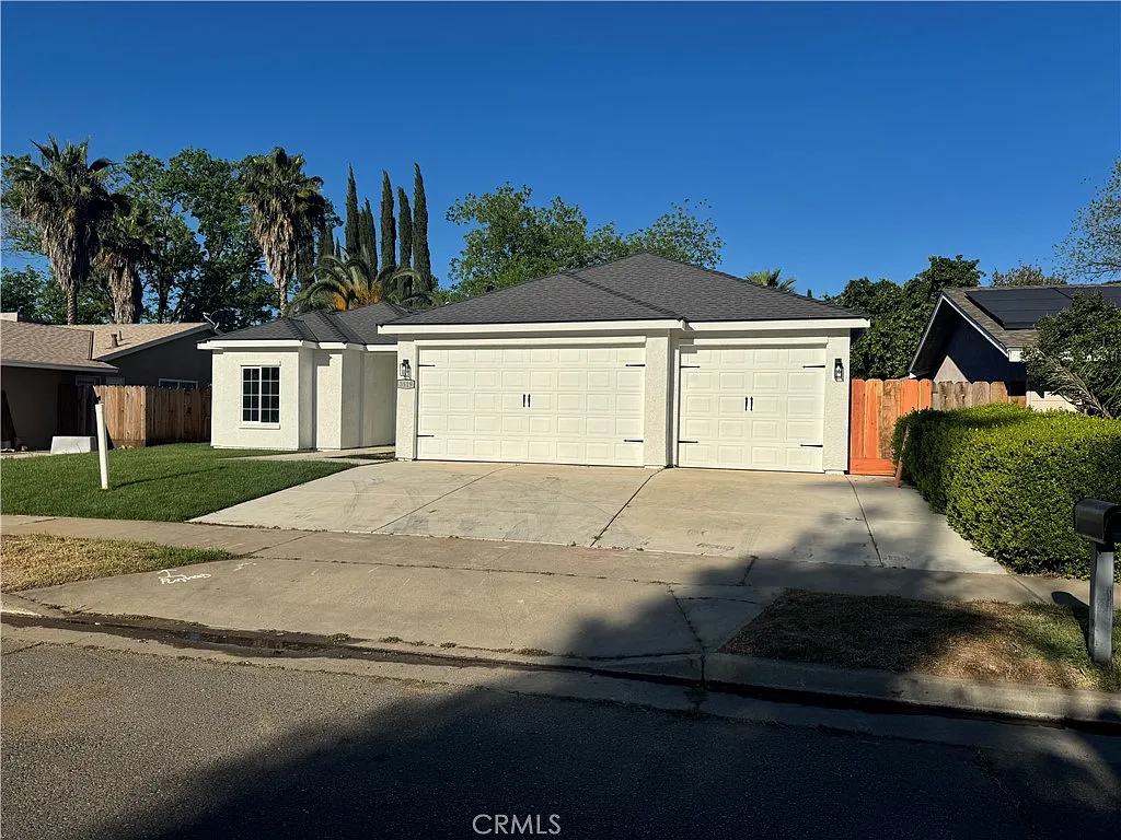 3519 Cordova Ave photo 1