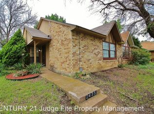 2435 Limestone Dr, Arlington, TX 76014