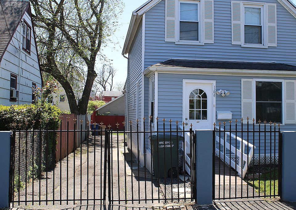 164 Adams St, Bridgeport, CT 06607 Zillow
