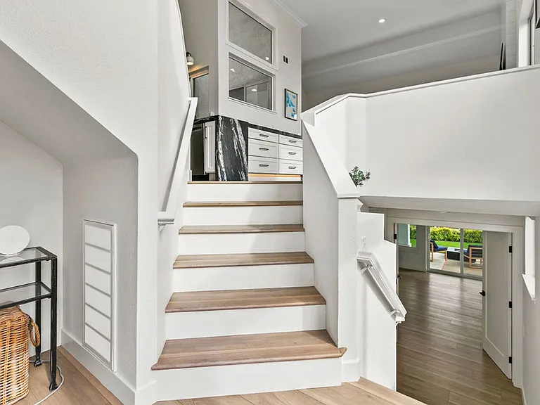 105 Palm Beach Ct — Photo 6