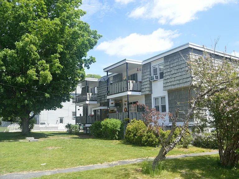 265 Blucher St #2 — Photo 14