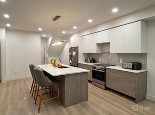 49 Chase St #1, Newton Center, MA 02459