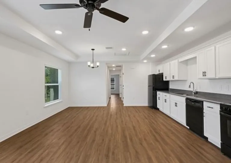 1067 Captiva Point — Photo 8