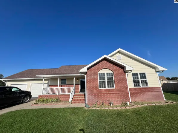 608 Baldwin St, Galva, KS 67443