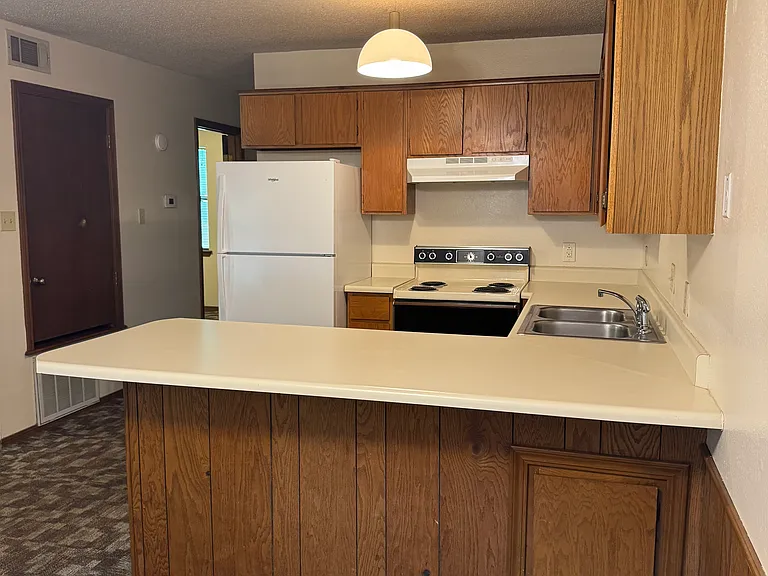 162 W Water St #8 — Photo 12