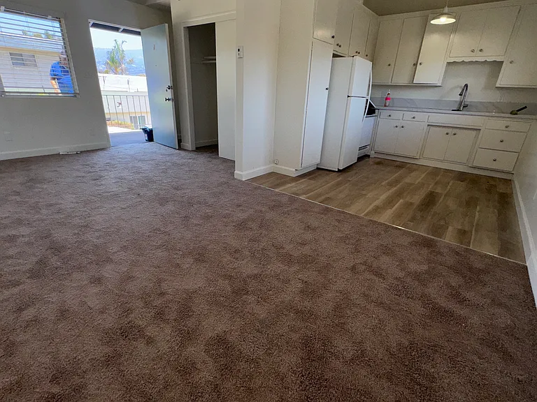 272 Orange Ave #A — Photo 2
