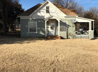 8105 E Everhart Rd, Gypsum, KS 67448