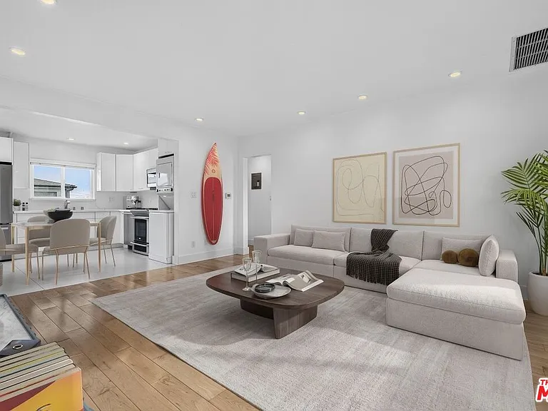 119 Paloma Ave #G — Photo 2
