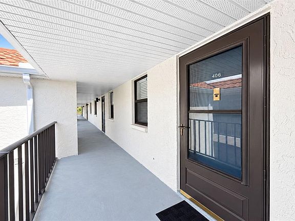 3rd image of 1501 BEACH ROAD #406