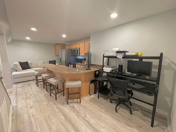 3rd image of 703 Tamani Dr