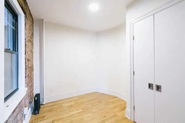 Rented by Sky Management | media 33