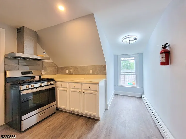 30 Fulton St #3 — Photo 8