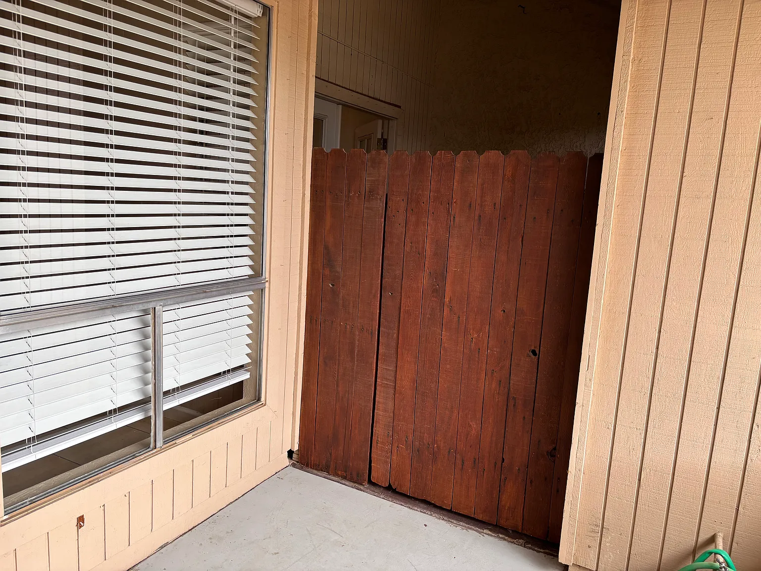 2 bed, 831 sqft, $1,550 — Photo 2