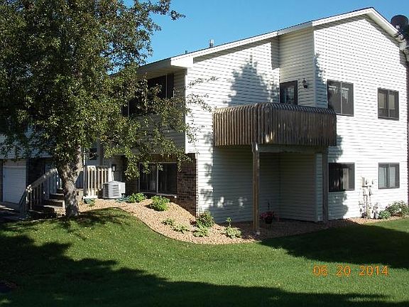 3rd image of 11840 Woodbine St NW