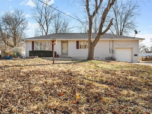 464 W Rosedale Dr, East Alton, IL 62024